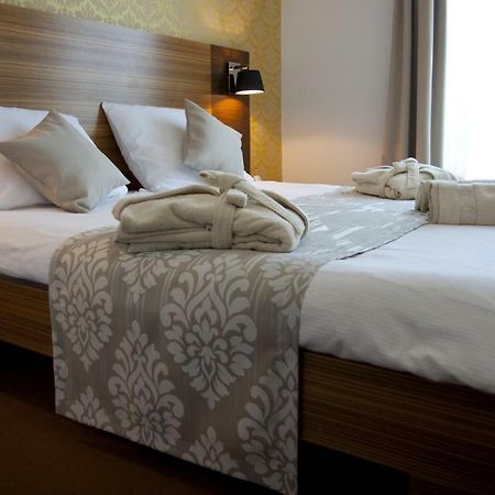 Gold Club Hotel & Casino Ajdovščina Kültér fotó