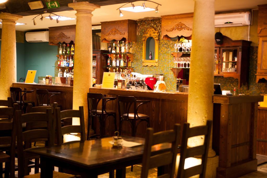 Gold Club Hotel & Casino Ajdovščina Kültér fotó