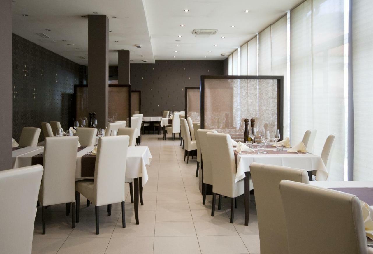 Gold Club Hotel & Casino Ajdovščina Kültér fotó