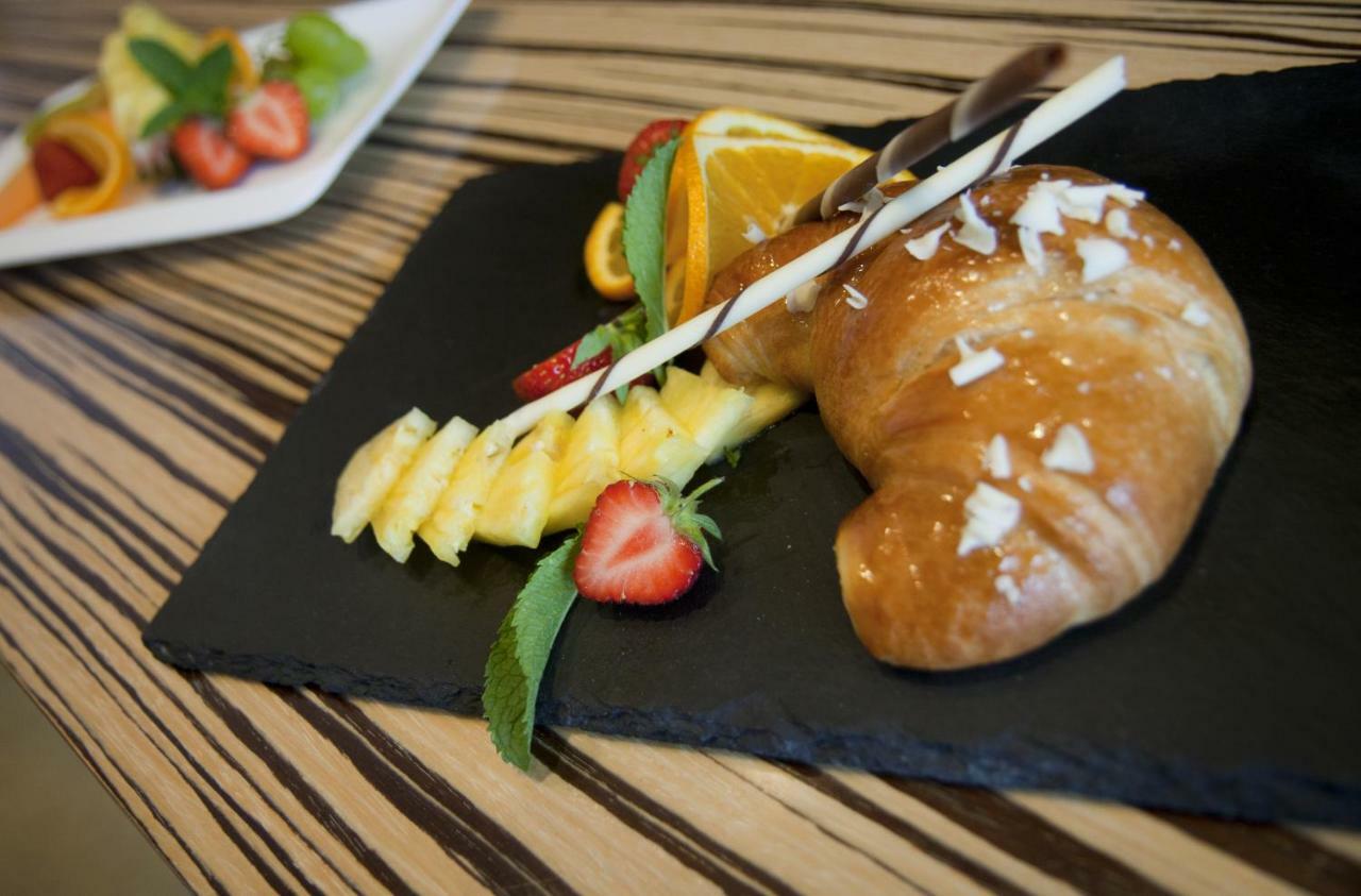 Gold Club Hotel & Casino Ajdovščina Kültér fotó